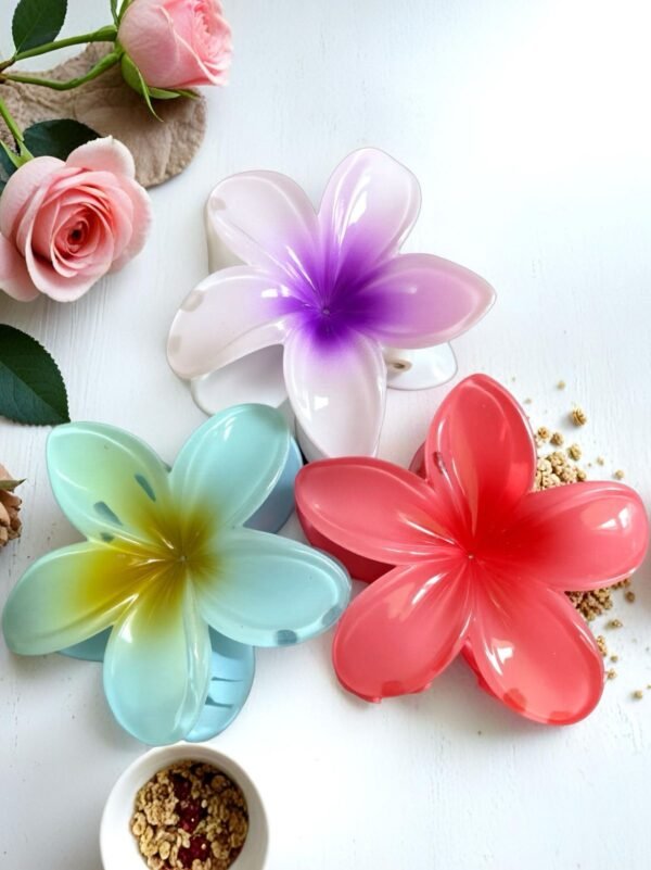 Big Flower Hair Claw - Image 2