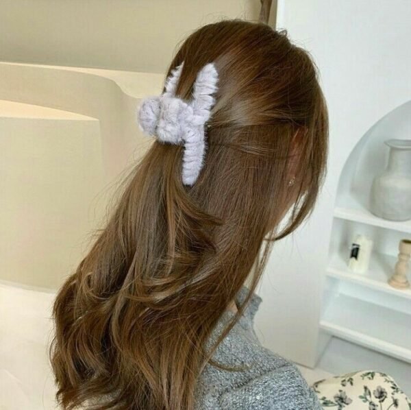 Furry Hair Claw - Image 7